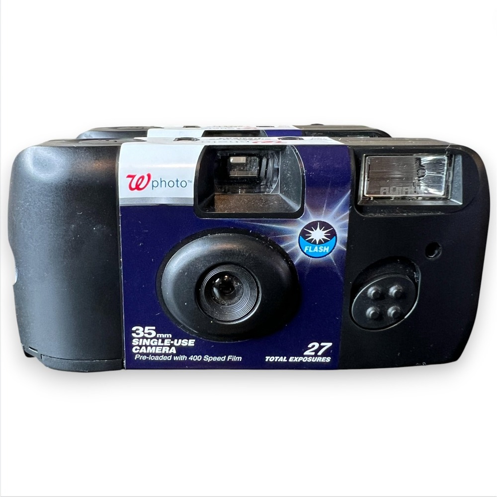 2 Walgreens WPhoto 35mm Single Use Disposable Cameras Flash 27 Exposures EXPIRED